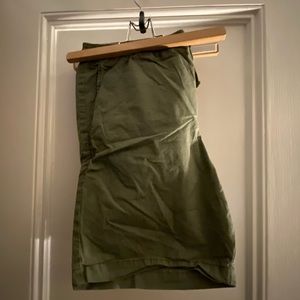Gap Men’s Green Shorts